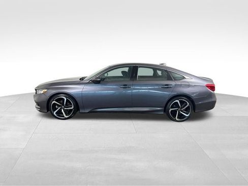 Used 2018 Honda Accord Sport image 3