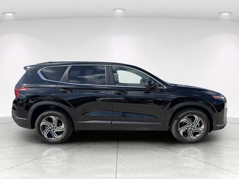 Used 2023 Hyundai Santa Fe SE FWD image 3