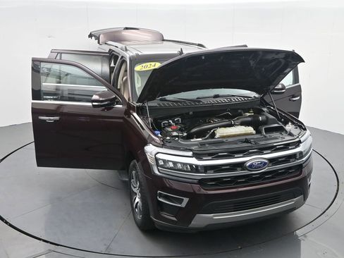 Used 2024 Ford Expedition Max Limited RWD image 40