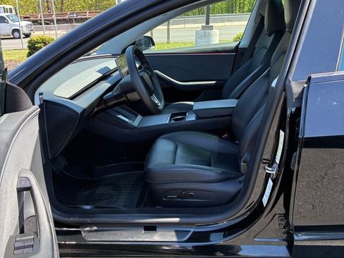 Used 2024 Tesla Model 3 Standard Range RWD image 23