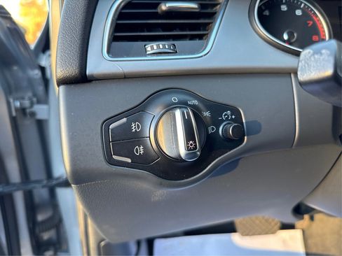 Used 2015 Audi A4 2.0T Premium Plus w/ Technology Package image 21