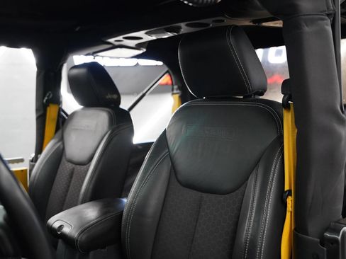 Used 2016 Jeep Wrangler Sport AWD/4WD image 14