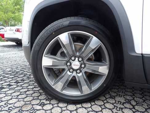 Used 2018 GMC Acadia SLT FWD image 29