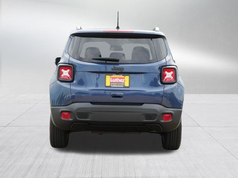 Used 2020 Jeep Renegade Altitude AWD/4WD image 6