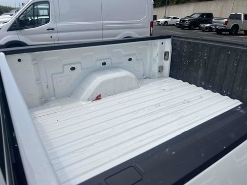Used 2022 Chevrolet Silverado 1500 LT AWD/4WD image 11