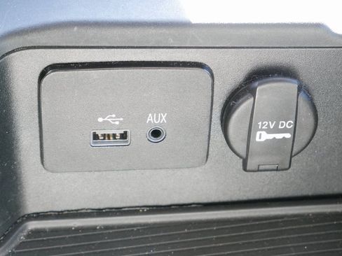 Used 2016 RAM 1500 Tradesman w/ Power & Remote Entry Group image 28