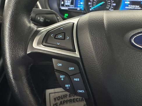 Used 2023 Ford Edge Titanium AWD/4WD image 19