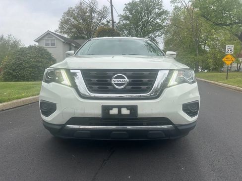 Used 2018 Nissan Pathfinder S AWD/4WD image 3