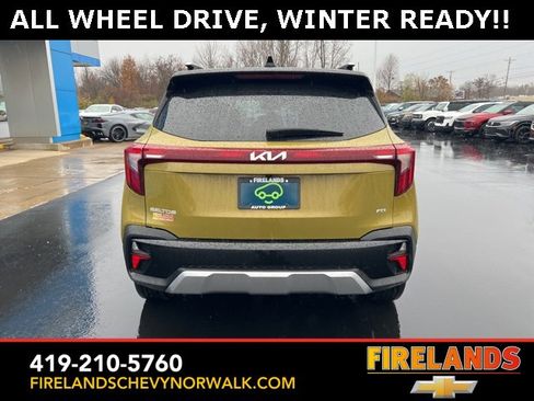 Used 2024 Kia Seltos S image 10