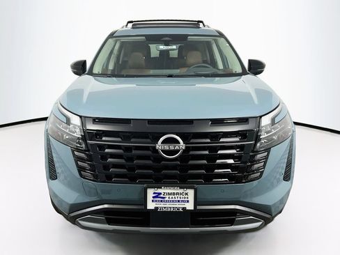New 2026 Nissan Pathfinder Platinum AWD/4WD image 2