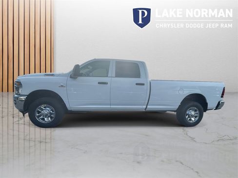 New 2026 RAM 2500 Tradesman w/ Chrome Appearance Group image 6