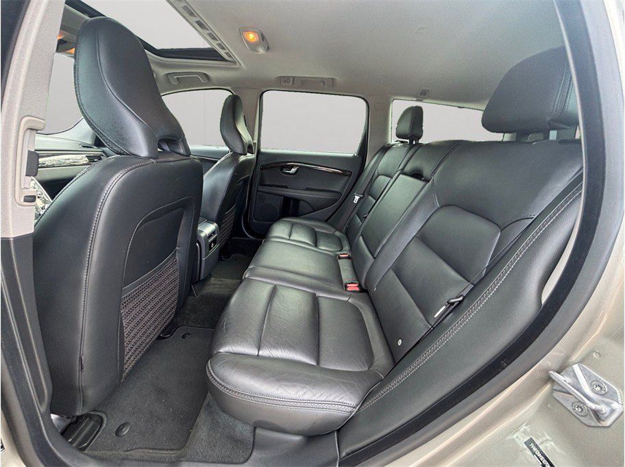 Used 2016 Volvo XC70 T5 Platinum AWD/4WD image 34