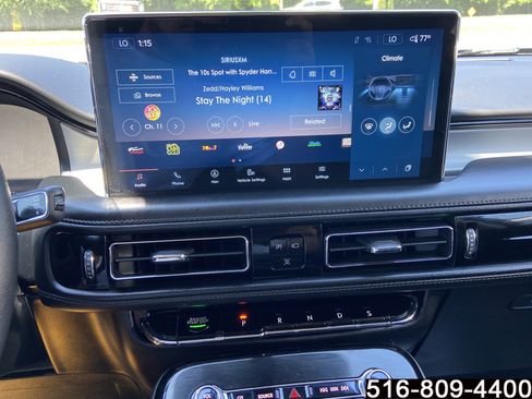 Used 2022 Lincoln Nautilus AWD w/ Premium Package image 16