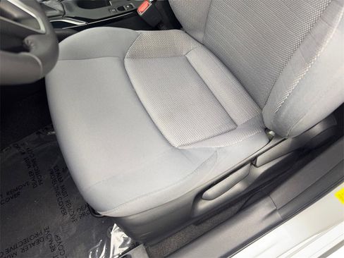 Used 2024 Toyota Corolla SE image 30