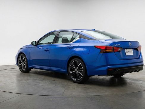 Used 2025 Nissan Altima 2.5 SR image 6