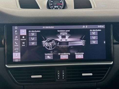 Used 2019 Porsche Cayenne S AWD/4WD image 16
