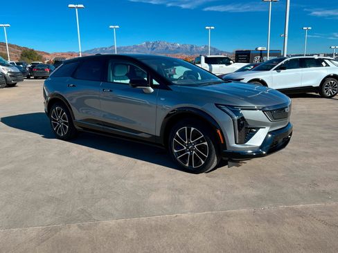 New 2026 Cadillac Optiq Sport 2 image 8