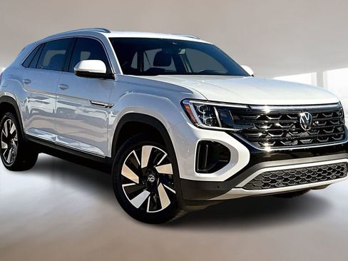 New 2026 Volkswagen Atlas Cross Sport SEL AWD/4WD image 2