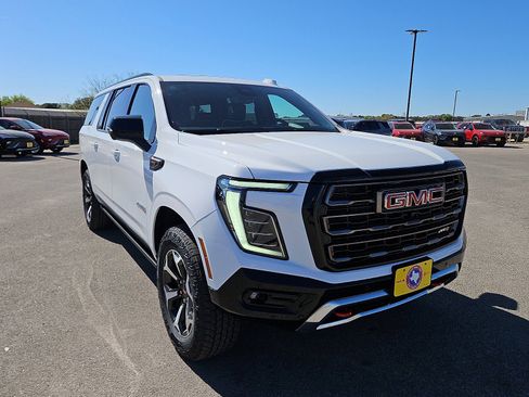 New 2026 GMC Yukon XL AT4 Ultimate image 7