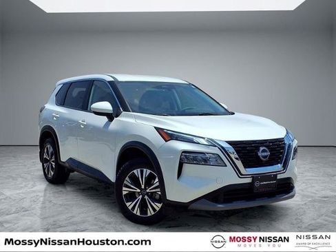 Certified 2023 Nissan Rogue SV FWD image 1