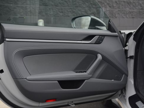 Certified 2024 Porsche 911 Targa 4S image 13