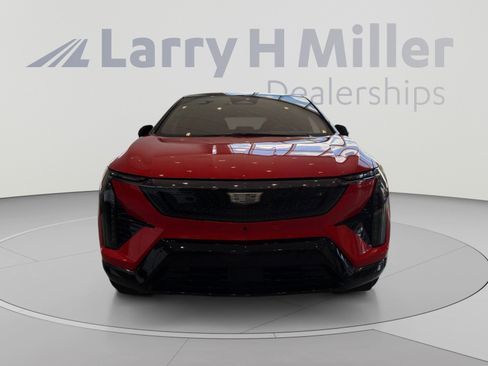 Used 2025 Cadillac Optiq Sport 2 AWD/4WD image 8