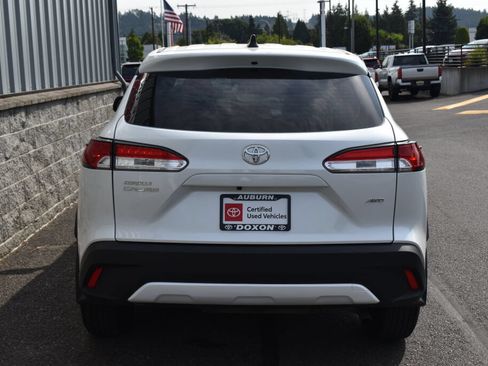 Certified 2024 Toyota Corolla Cross L AWD/4WD image 6
