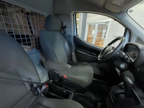 Used 2021 Nissan NV200 SV w/ Back Door Glass Package image 25