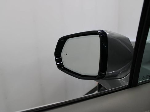 Used 2023 Cadillac XT5 Premium Luxury image 11