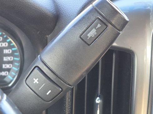 Used 2018 Chevrolet Silverado 1500 LT w/ All Star Edition image 5