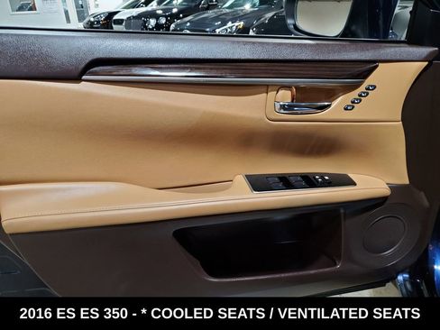 Used 2016 Lexus ES 350 w/ Luxury Package w/Wood Trim image 8