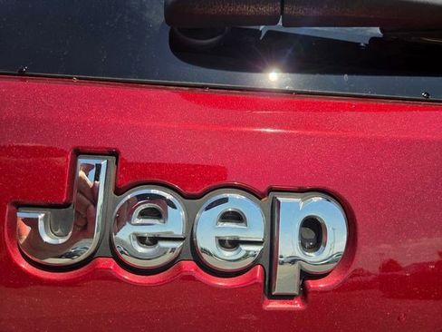 Used 2015 Jeep Grand Cherokee Limited AWD/4WD image 23