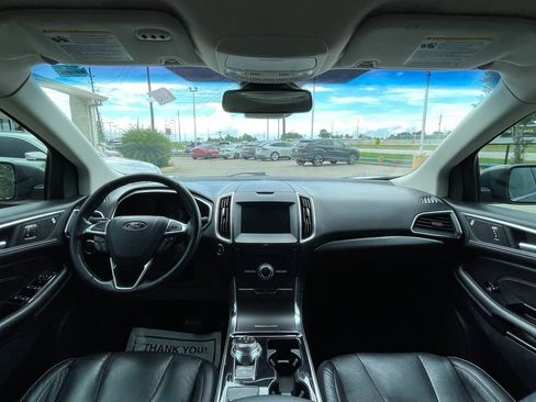 Used 2019 Ford Edge Titanium FWD image 25