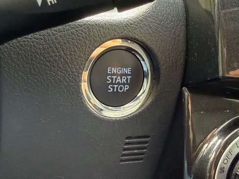Used 2023 Toyota 4Runner 40th Anniversary SE AWD/4WD image 22