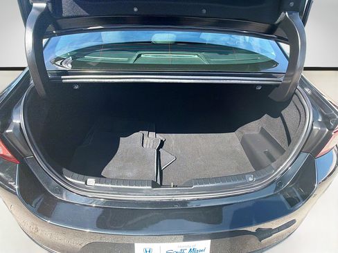 Used 2021 MAZDA MAZDA3 s FWD image 25