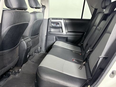 Used 2021 Toyota 4Runner SR5 Premium w/ Moonroof Package RWD image 28
