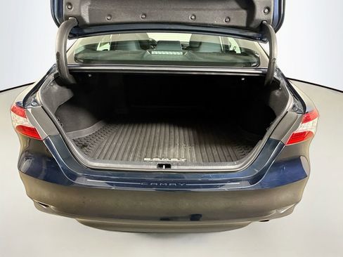 Certified 2020 Toyota Camry LE image 24
