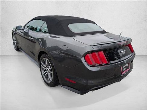 Used 2017 Ford Mustang Premium RWD image 8