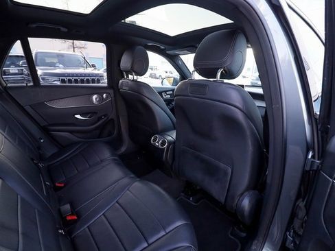 Used 2018 Mercedes-Benz GLC 300 4MATIC image 48