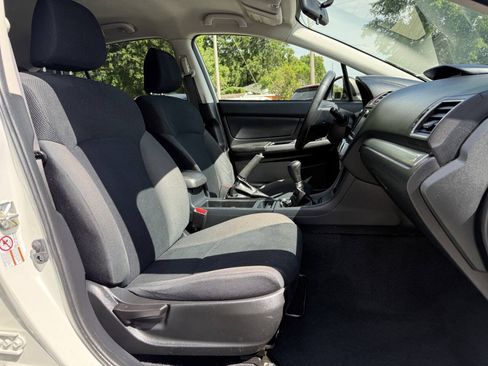Used 2017 Subaru Crosstrek 2.0i AWD/4WD image 14