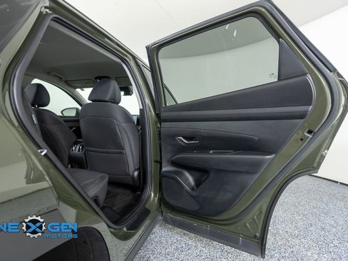 Used 2025 Hyundai Tucson SEL AWD/4WD image 31