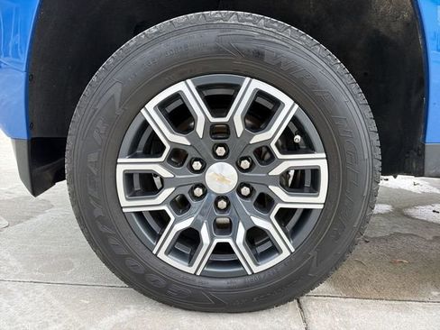 Certified 2023 Chevrolet Colorado LT w/ LT Convenience Package III image 12