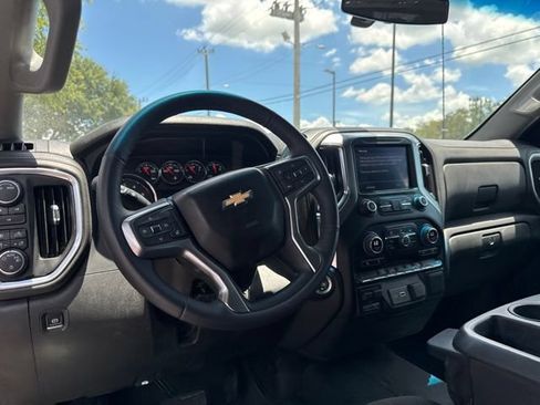 Used 2022 Chevrolet Silverado 2500 LT w/ Convenience Package AWD/4WD image 23