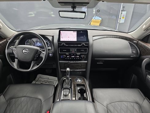 Used 2023 Nissan Armada Platinum w/ Captain's Chairs Package RWD image 18