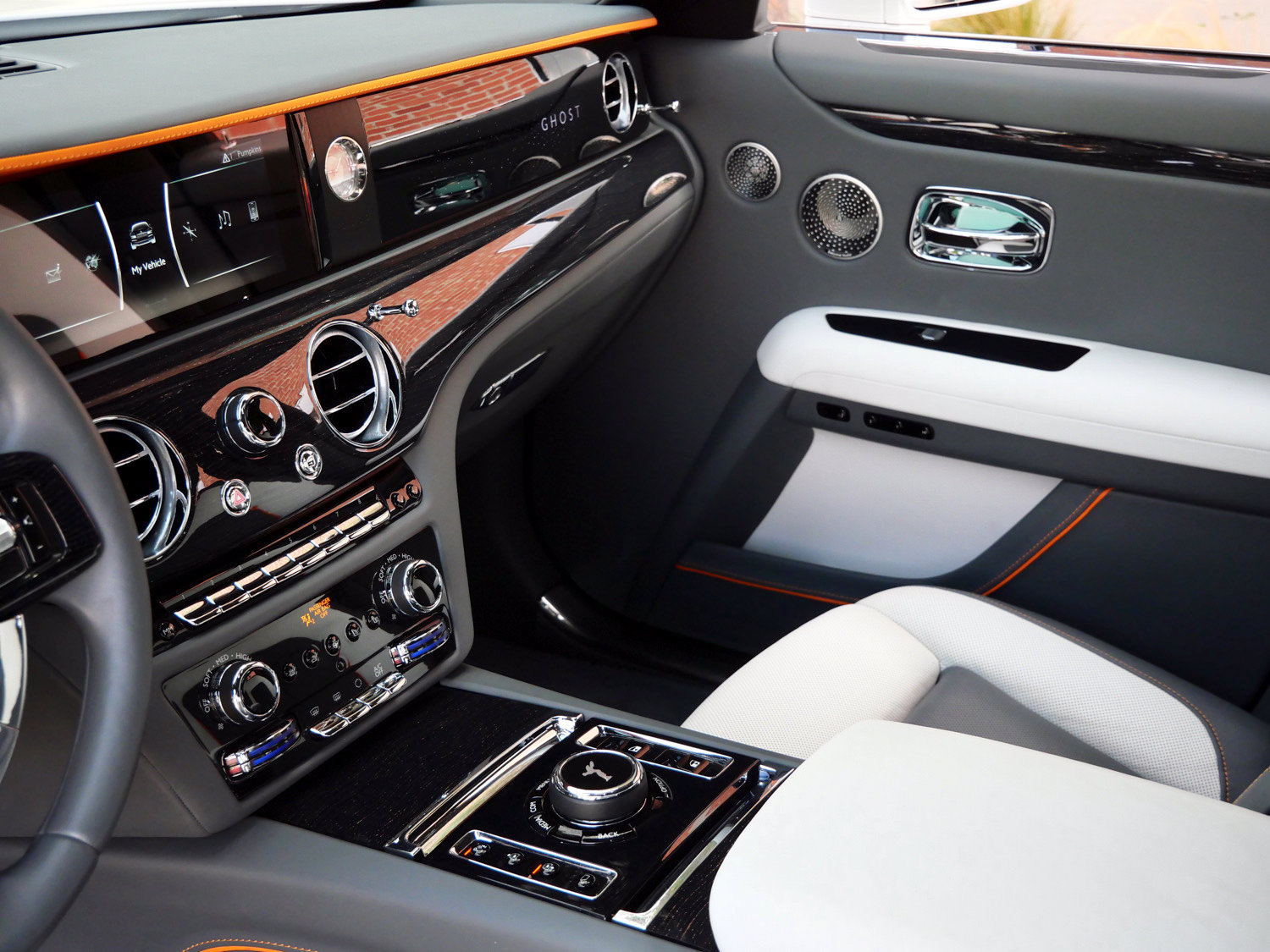 Used 2021 Rolls-Royce Ghost AWD/4WD image 23