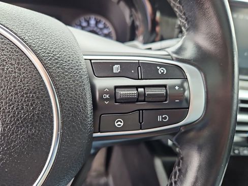 Used 2021 Kia K5 EX image 12