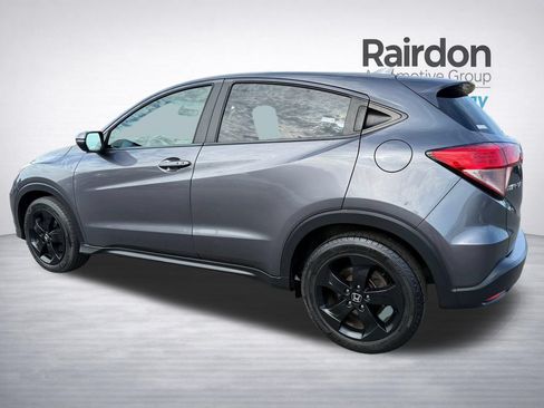 Used 2017 Honda HR-V EX image 5