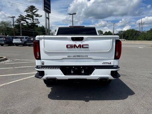 Used 2025 GMC Sierra 1500 AT4 AWD/4WD image 5