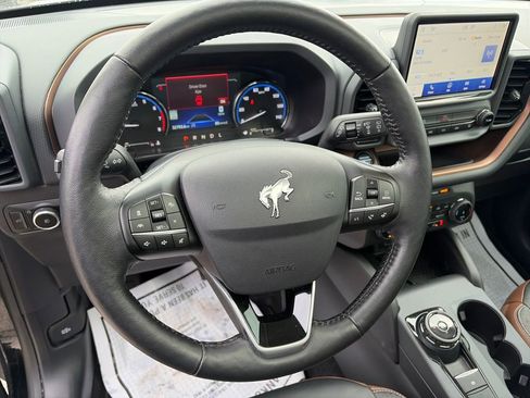 Used 2023 Ford Bronco Sport Outer Banks w/ Tech Package image 25