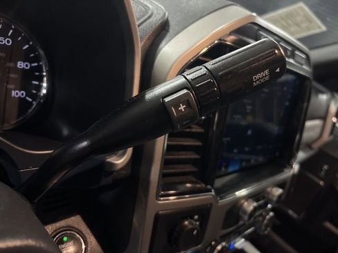 Used 2022 Ford F450 Lariat w/ Lariat Ultimate Package image 31